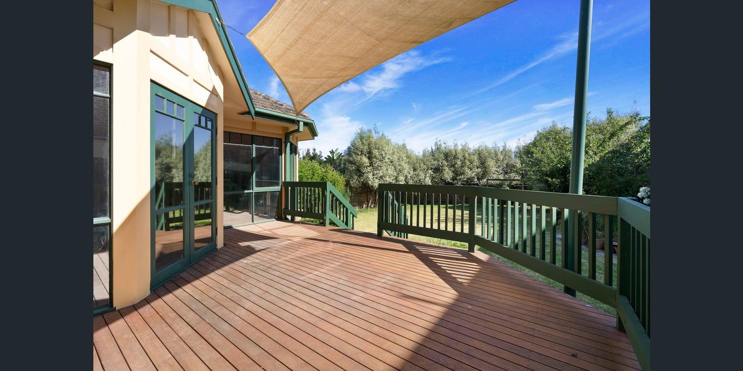 11 Fintonia Street, Balwyn North image 8