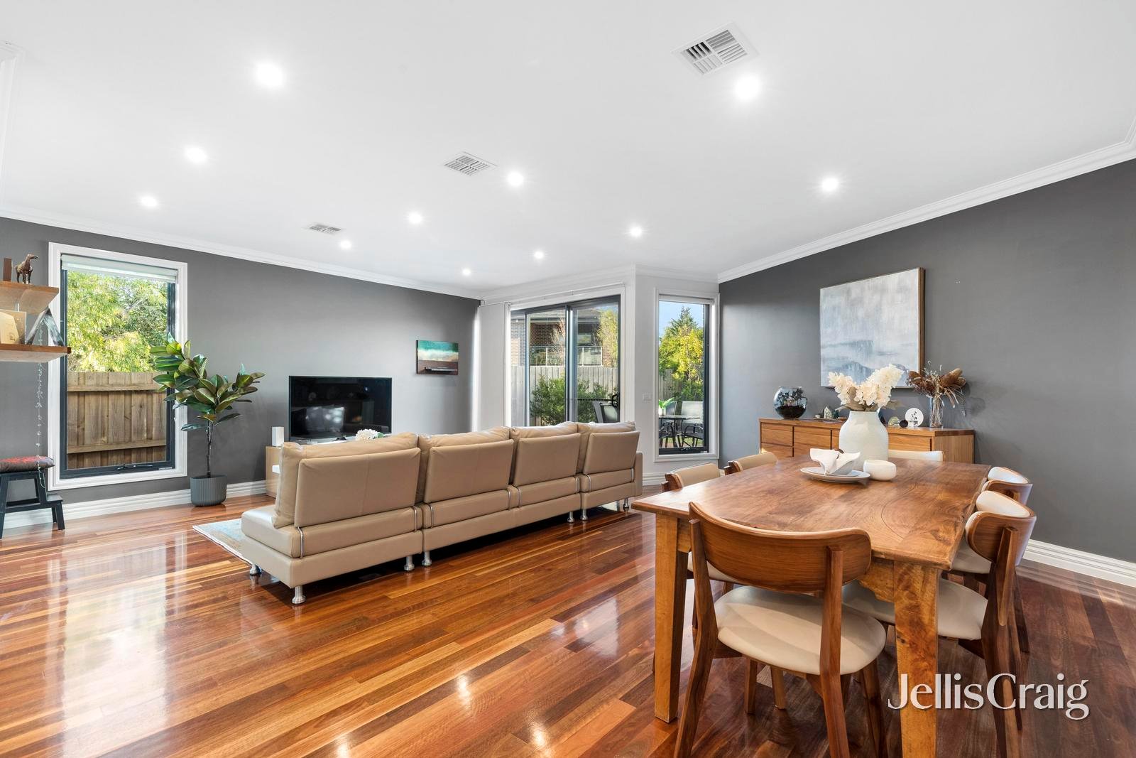 1/1 Fir Court, Mount&nbsp;Waverley image 3