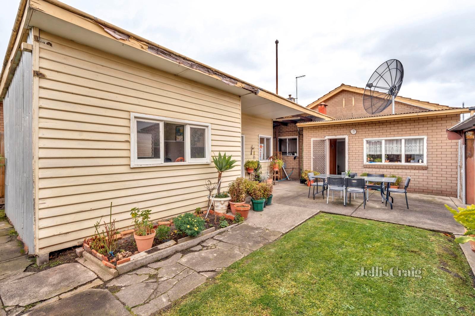 11 Florence Street, Coburg image 10