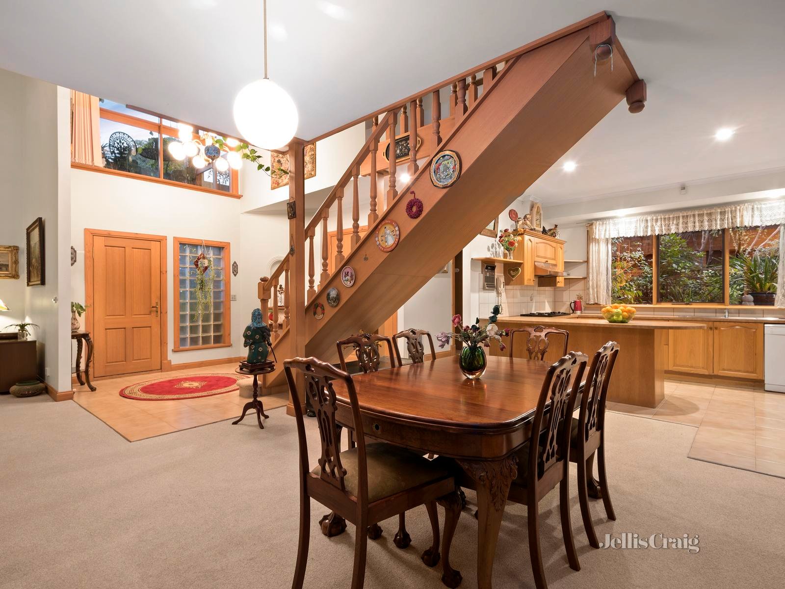 11 Forest Court, Templestowe image 3
