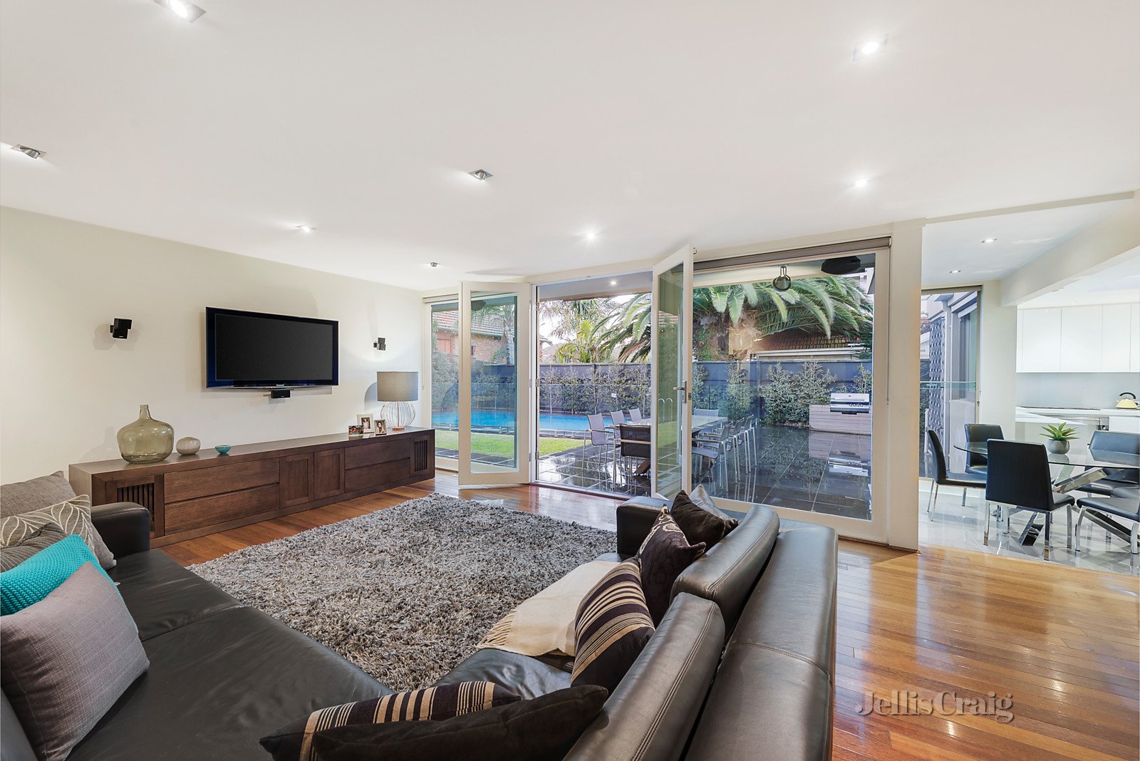 11 Forster Avenue, Malvern East image 5