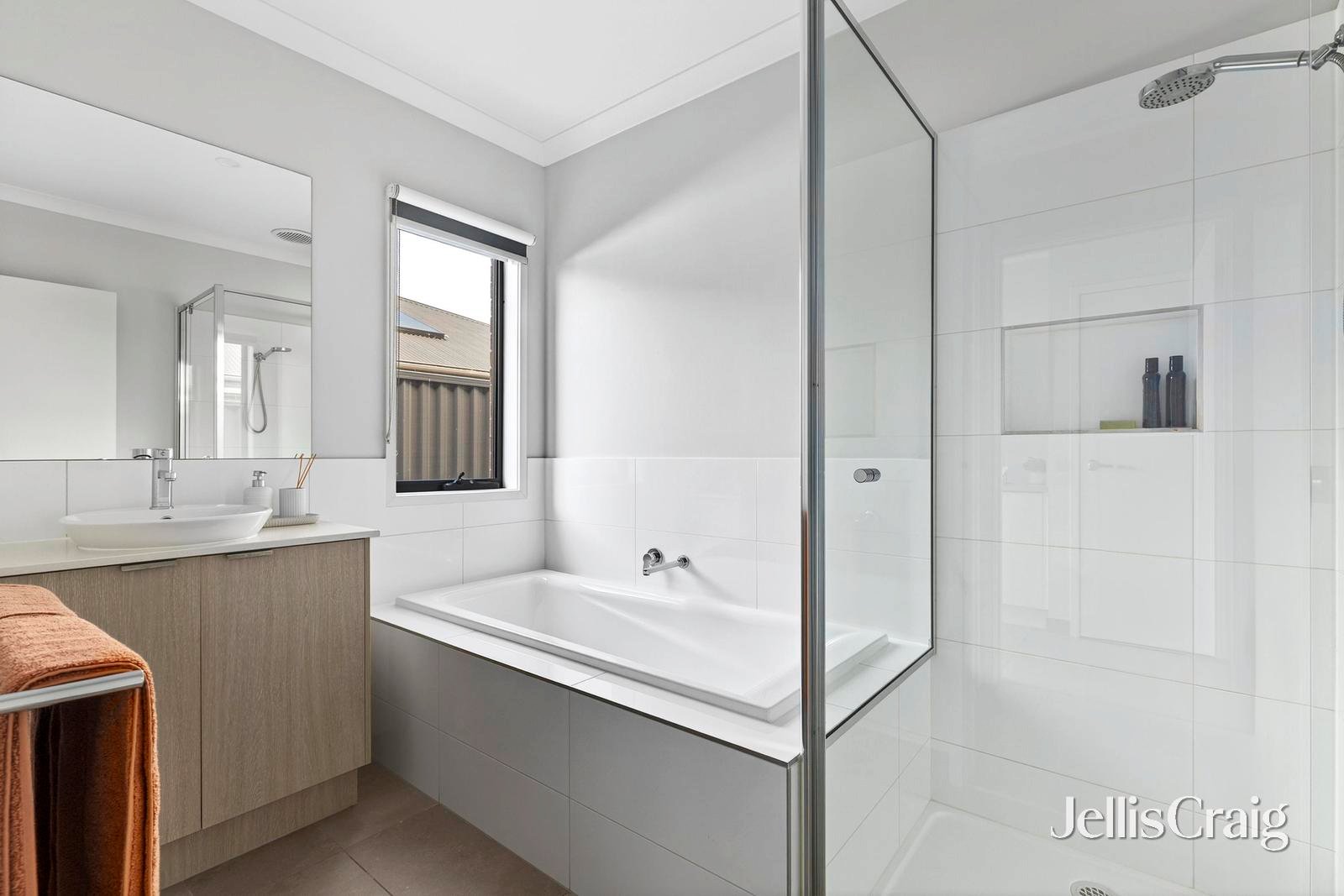 11 Foxglove Way, Lara image 13