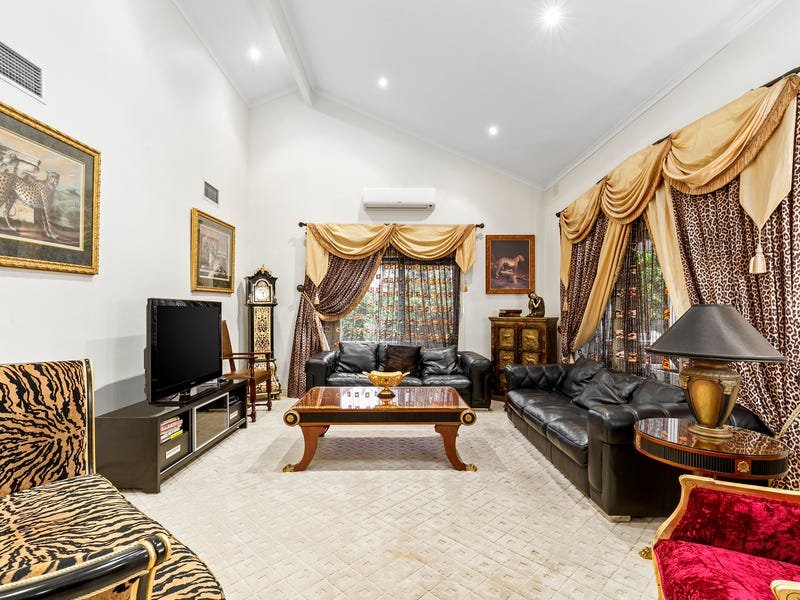 Property Gallery Thumbnail 4