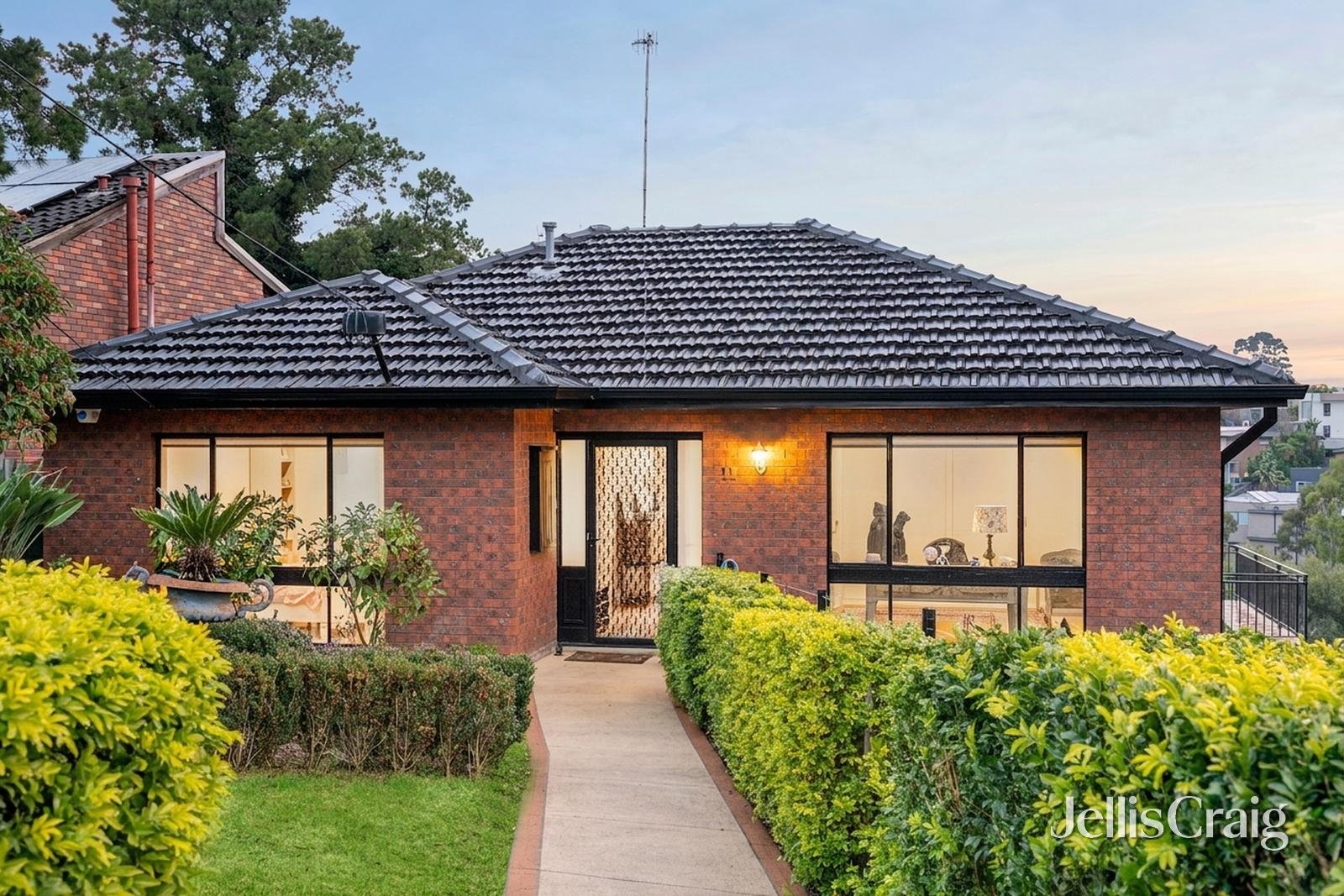 11 Goble Street, Niddrie image 1