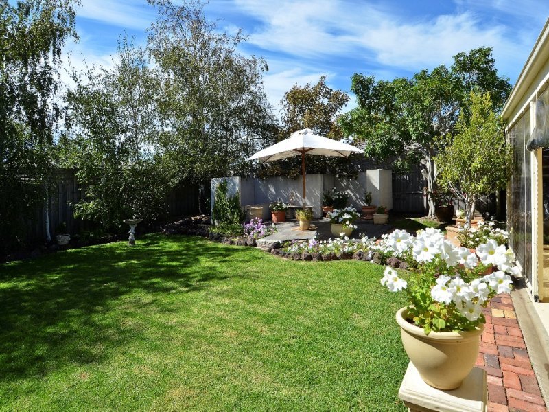 11 Godfrey Street, East Geelong image 8