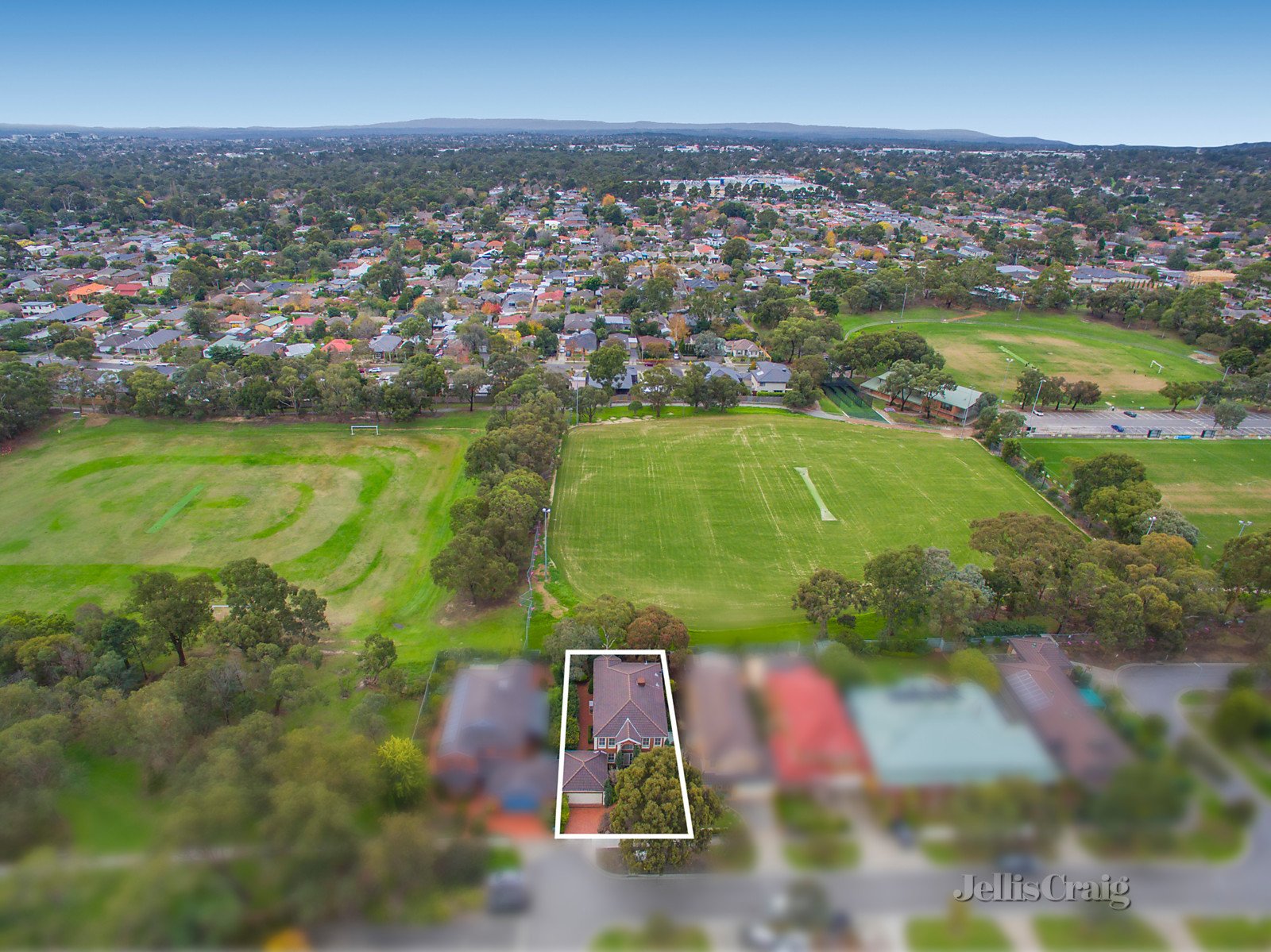 11 Golden Glen Road, Forest Hill image 12