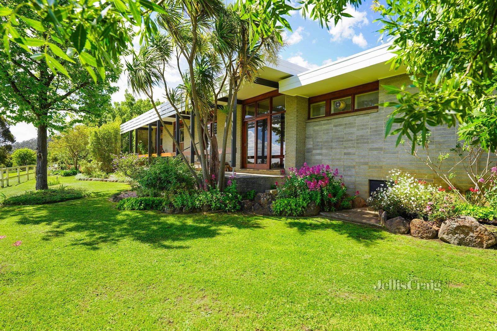 11 Golf Link Road, Maldon image 4