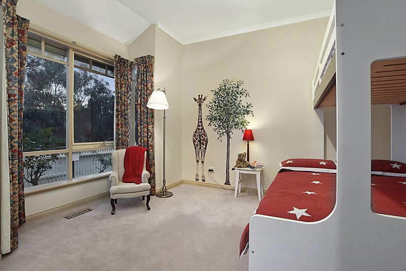 11 Government Road, Essendon image 7