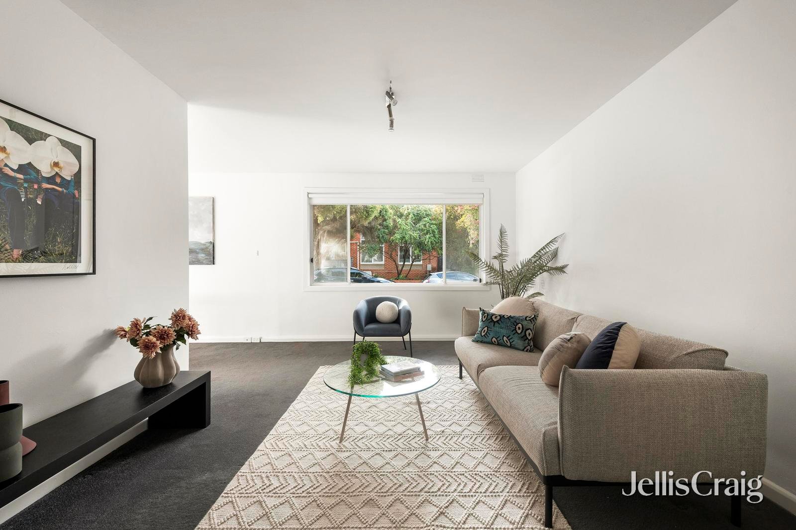 1/1 Greig Court, Elwood image 3