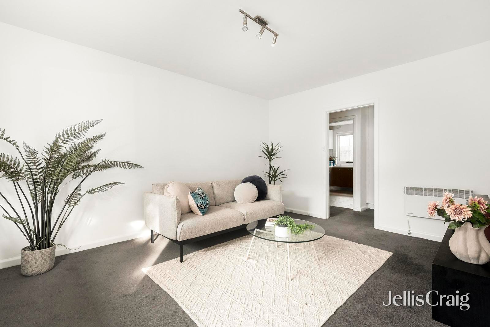 1/1 Greig Court, Elwood image 8
