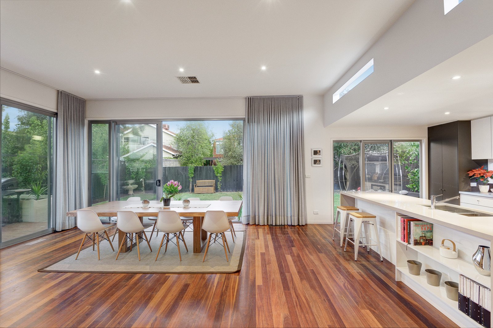 11 Grovedale Road, Surrey Hills image 3