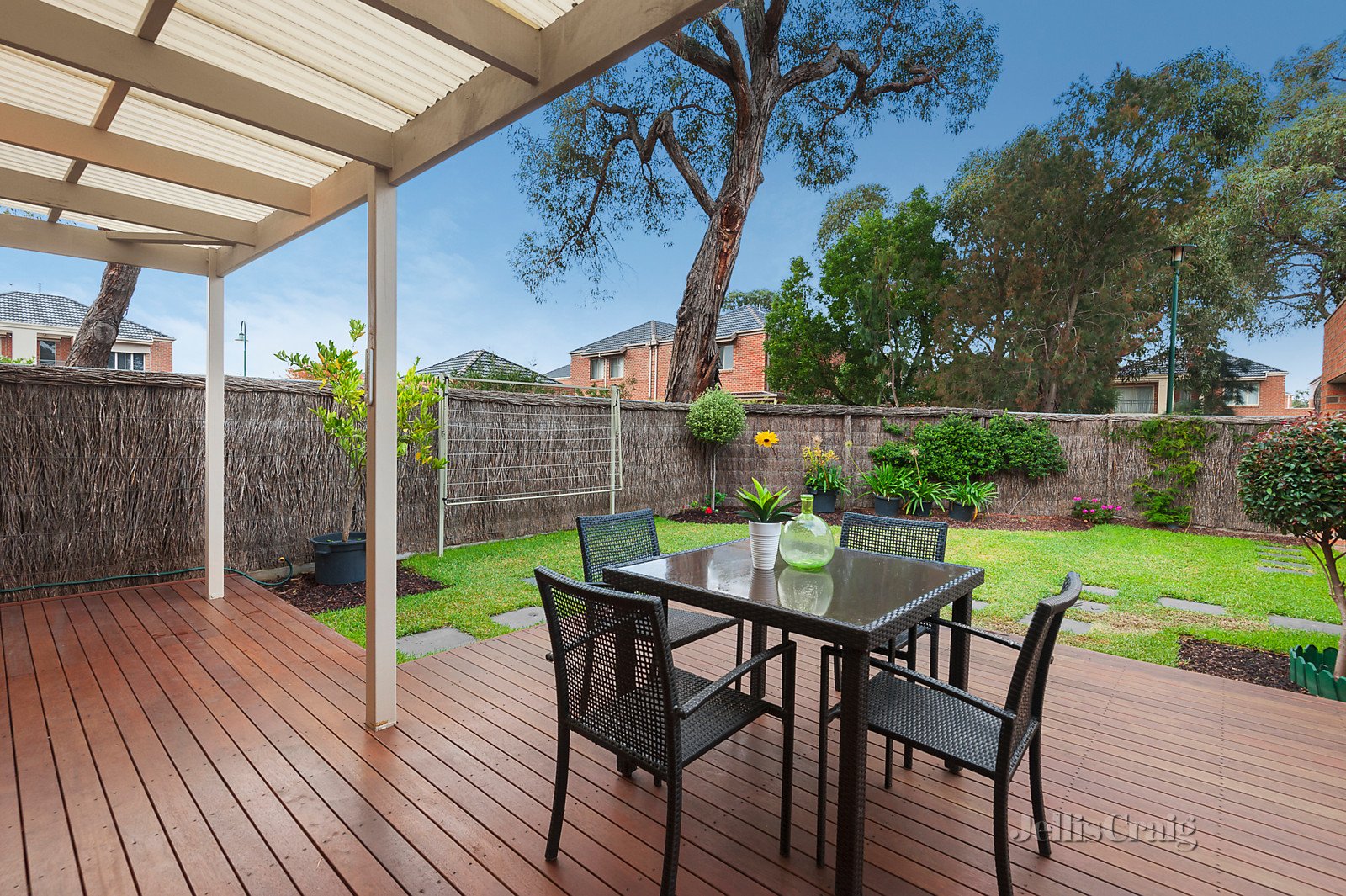 11 Gumleaf Lane, Mitcham image 9