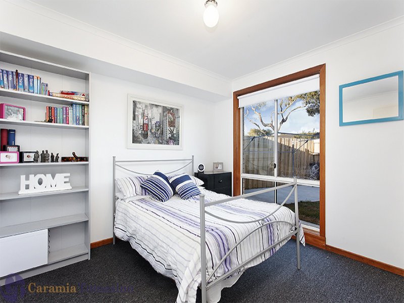 1/1 Hammond Street, Altona image 6