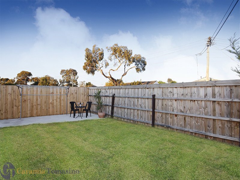 1/1 Hammond Street, Altona image 10