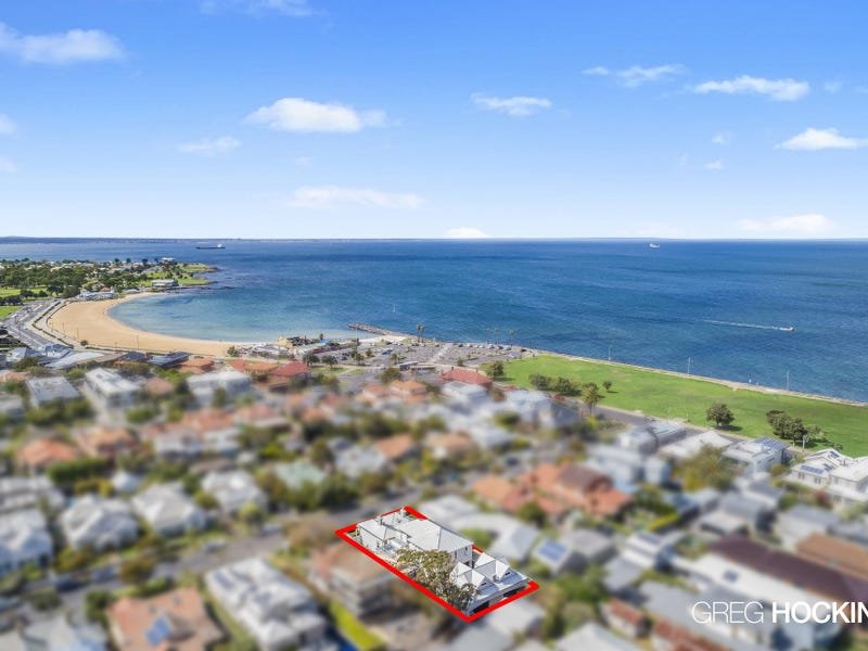 11 Hannan Street, Williamstown image 2