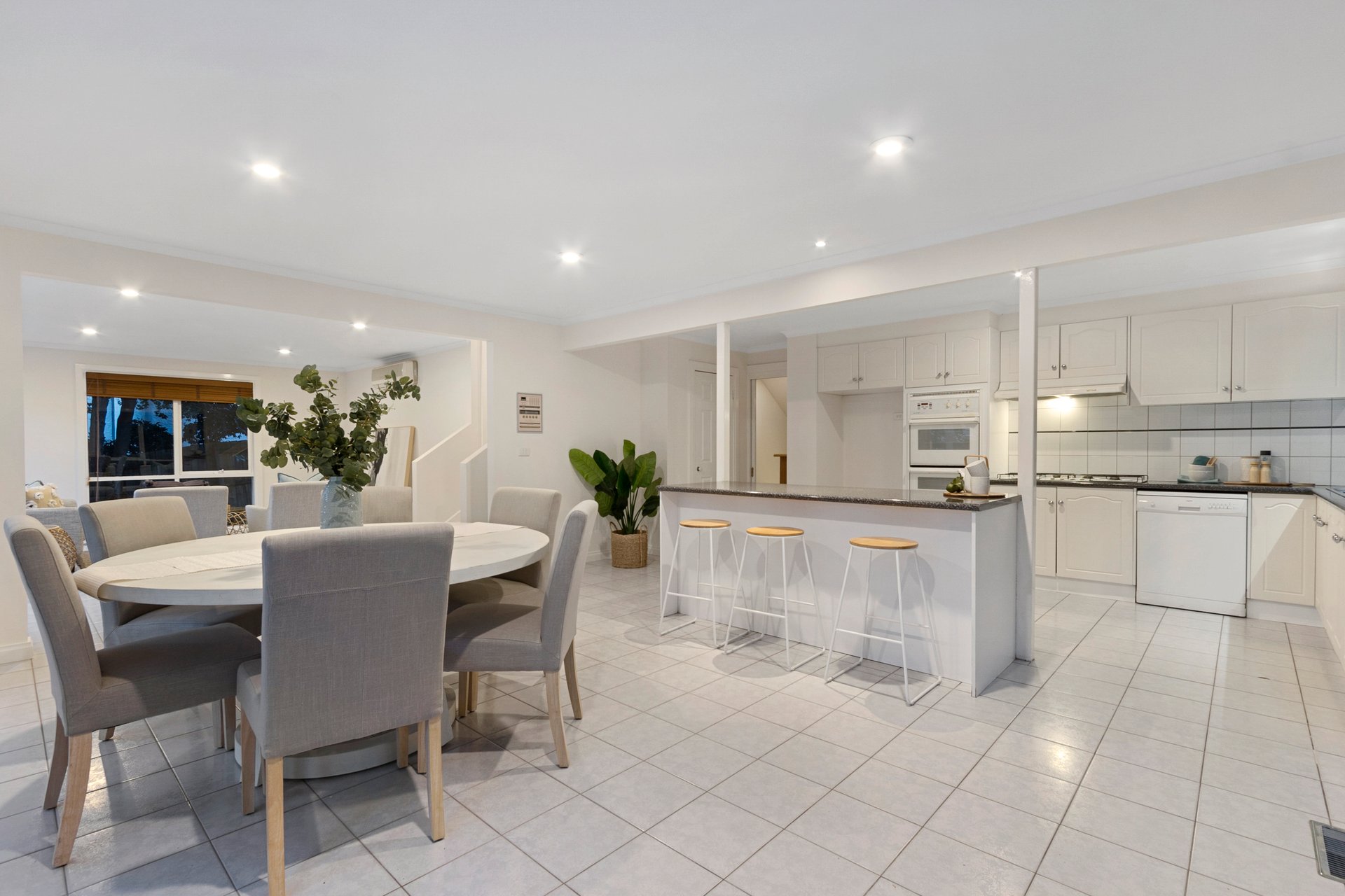 11 Harman Close, Doncaster&nbsp;East image 5