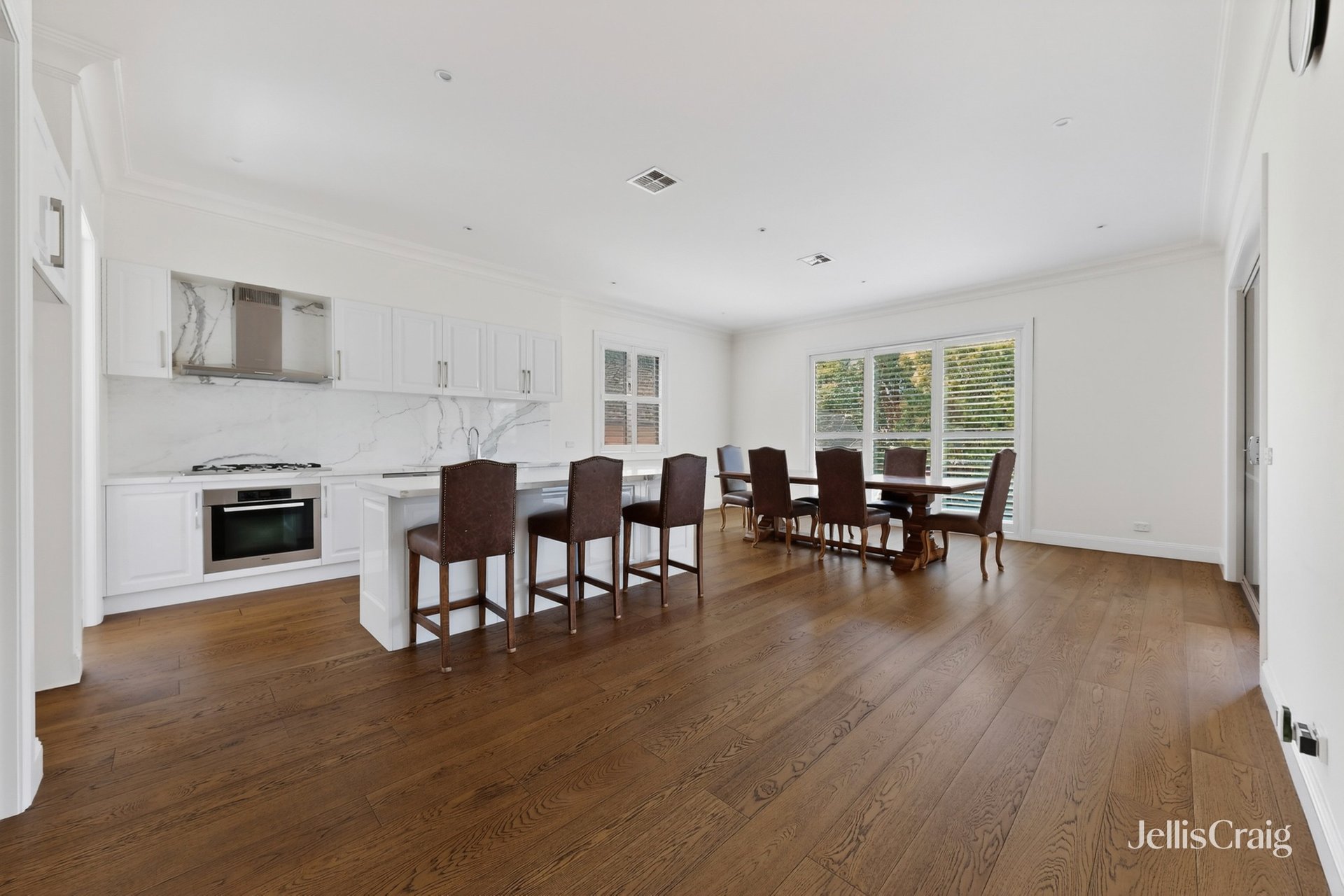 11 Head Street, Balwyn image 2