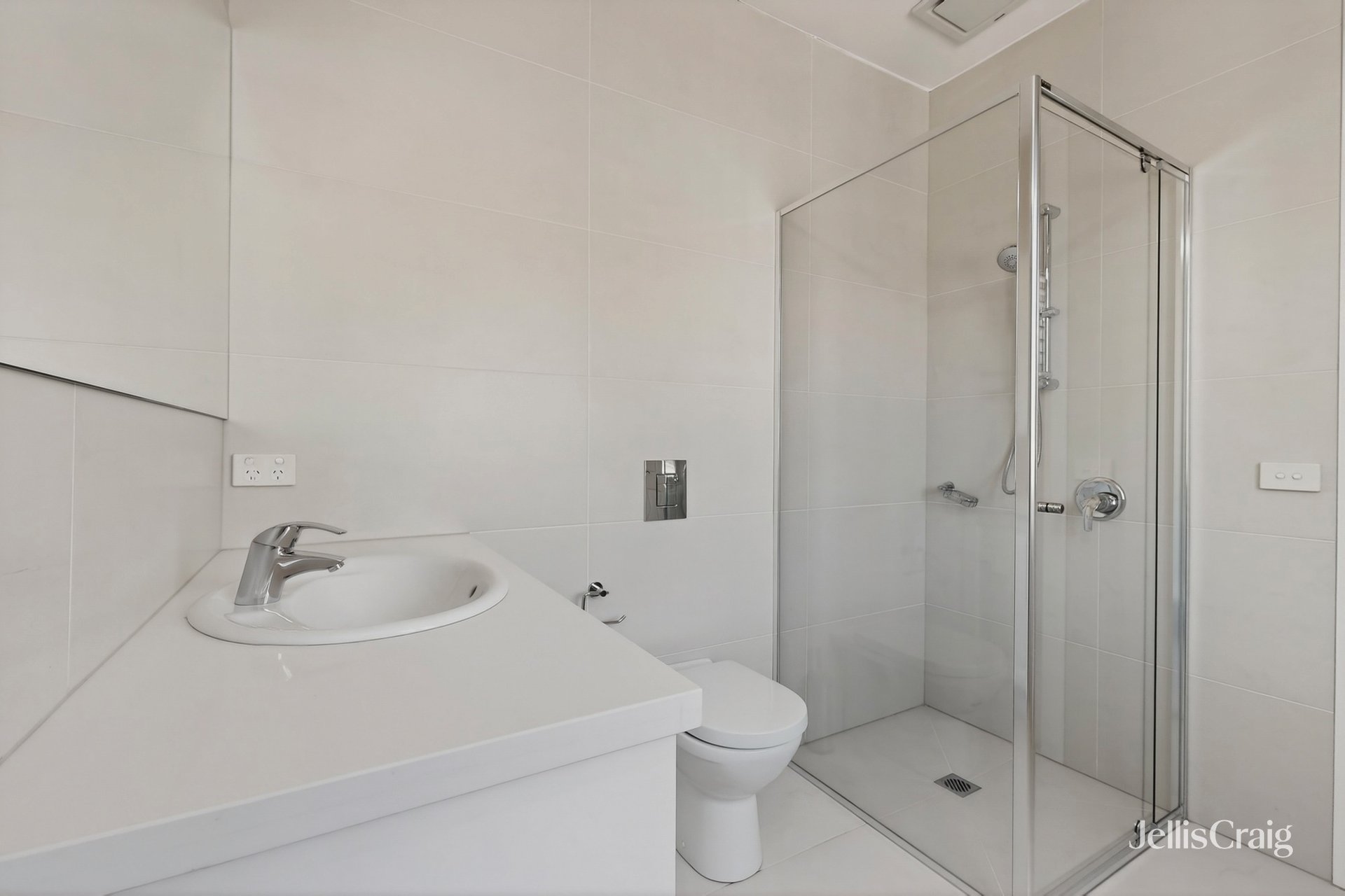 11 Head Street, Balwyn image 14