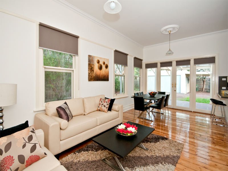 11 Heathfield Rise, Box Hill North image 3