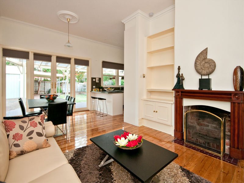 11 Heathfield Rise, Box Hill North image 4