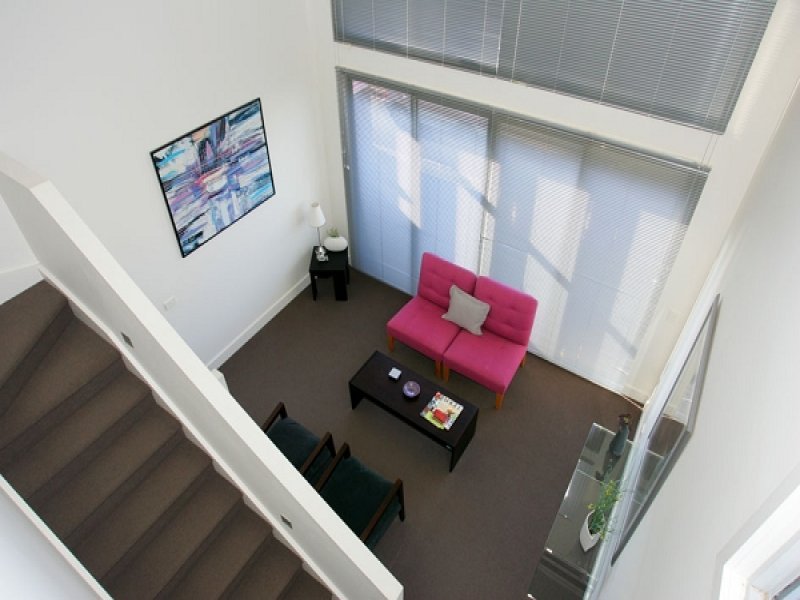 11 Heriot Place, Williamstown image 3