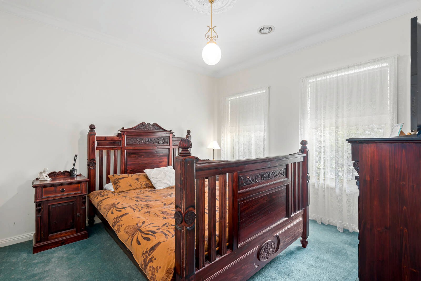 Property Gallery Thumbnail 6