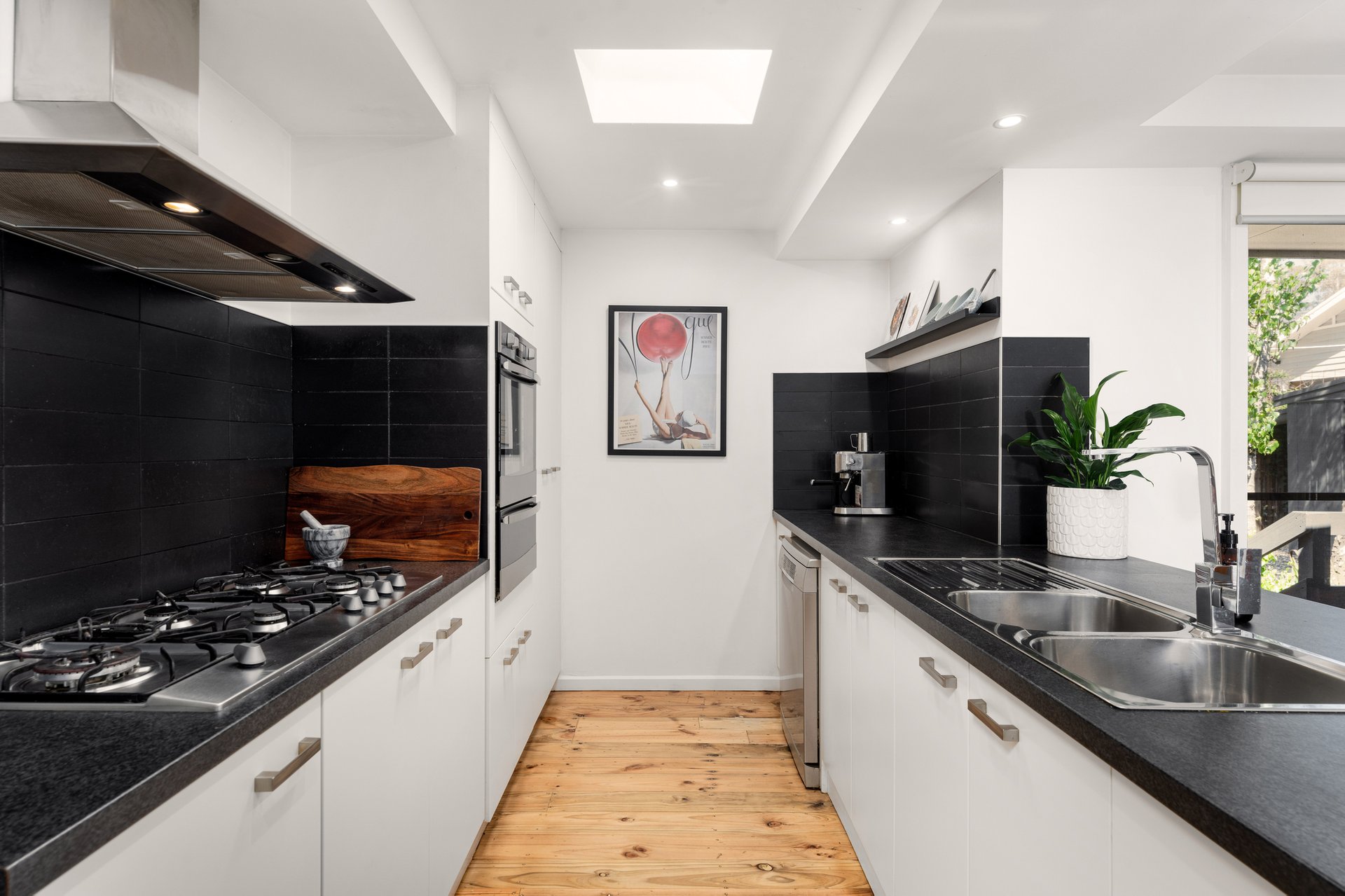 Property Gallery Thumbnail 7