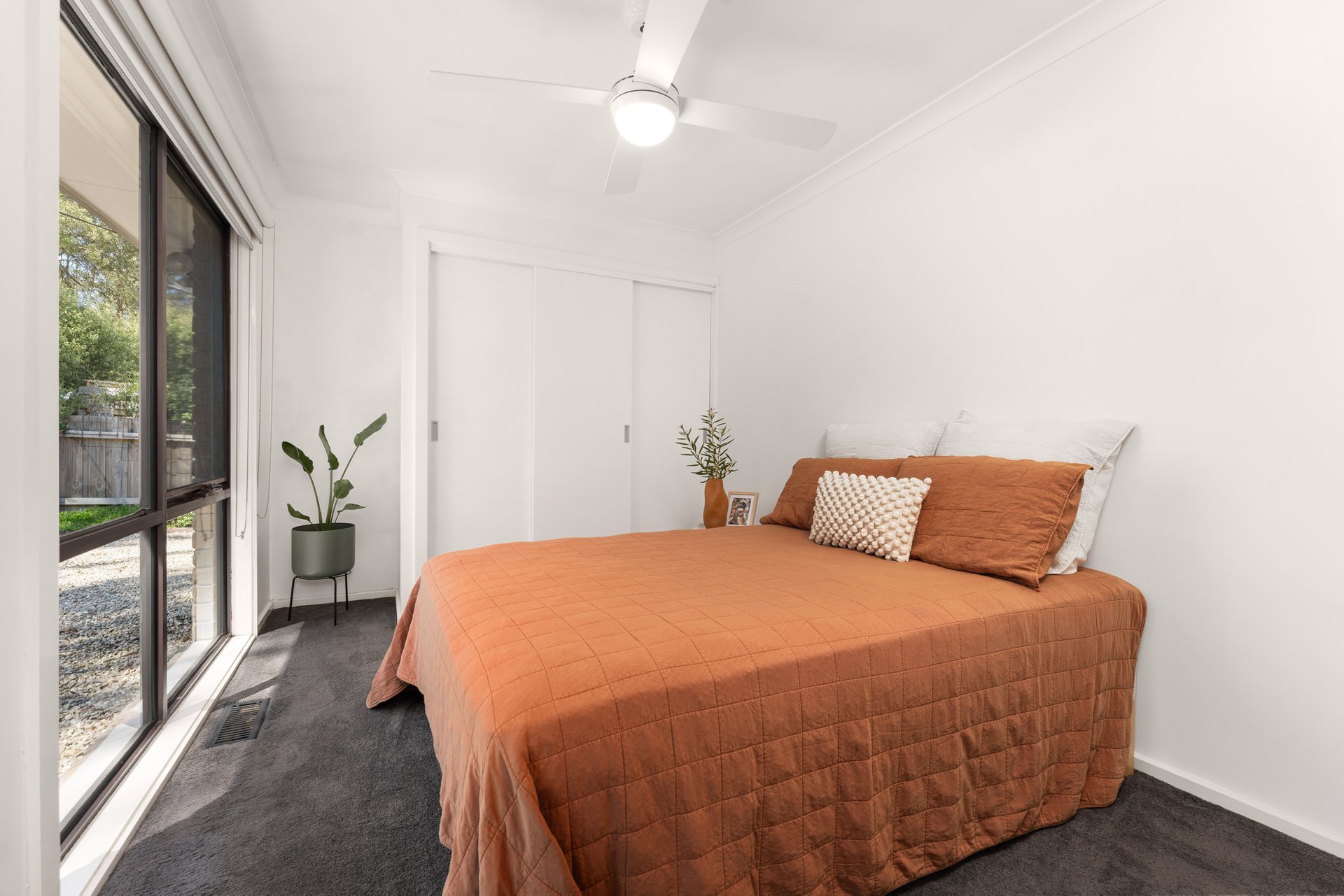 Property Gallery Thumbnail 13