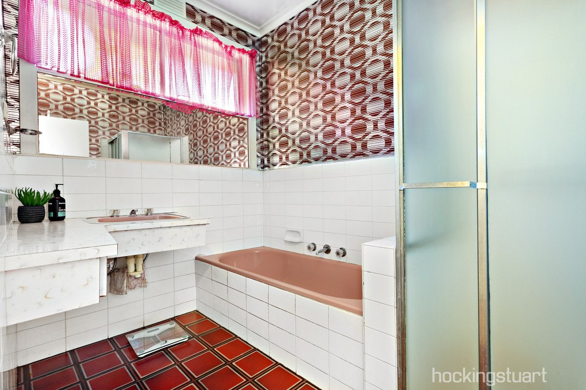 11 Highview Grove, Burwood East image 8