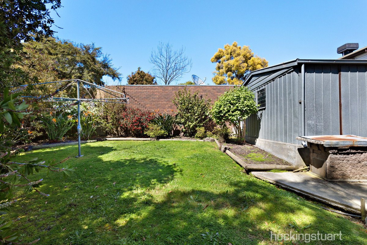 11 Highview Grove, Burwood East image 10