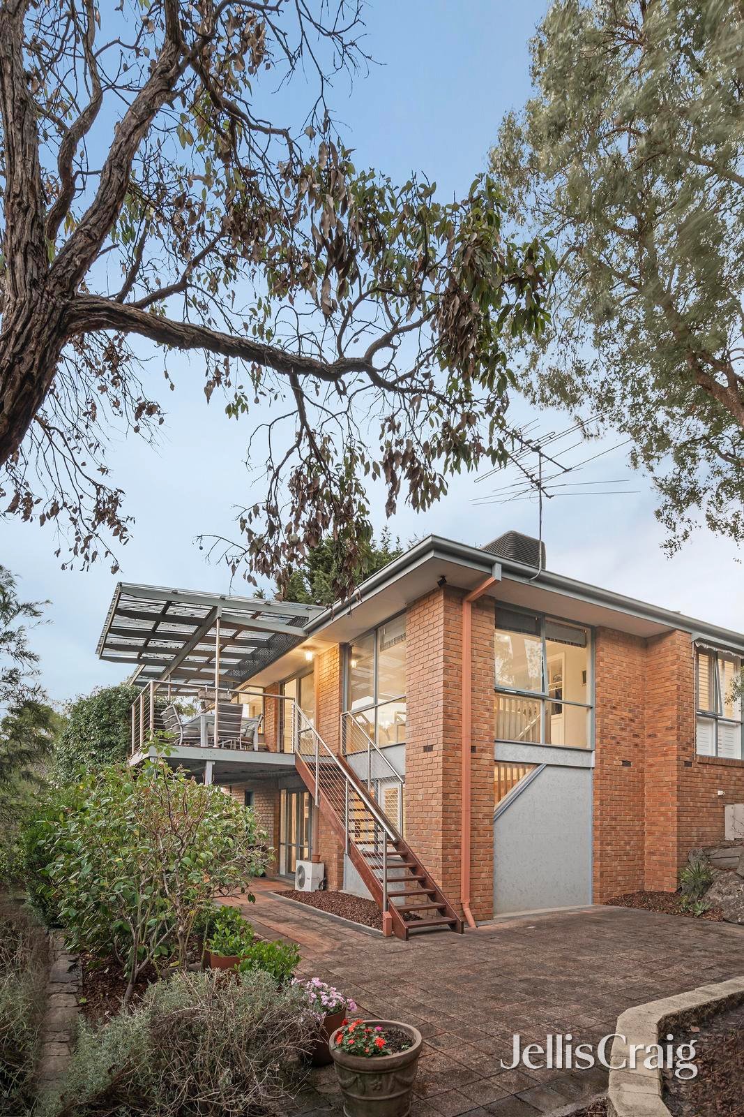 11 Hillcrest Court, Donvale image 13