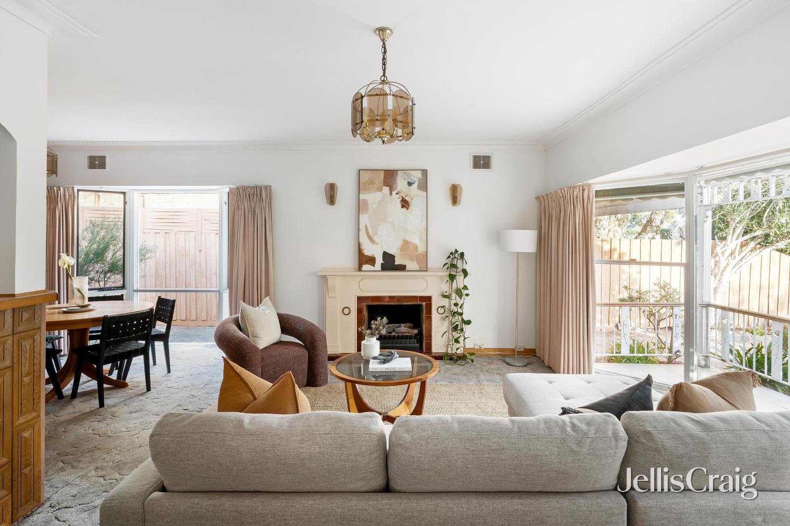 11 Hilltop Avenue, Macleod image 3