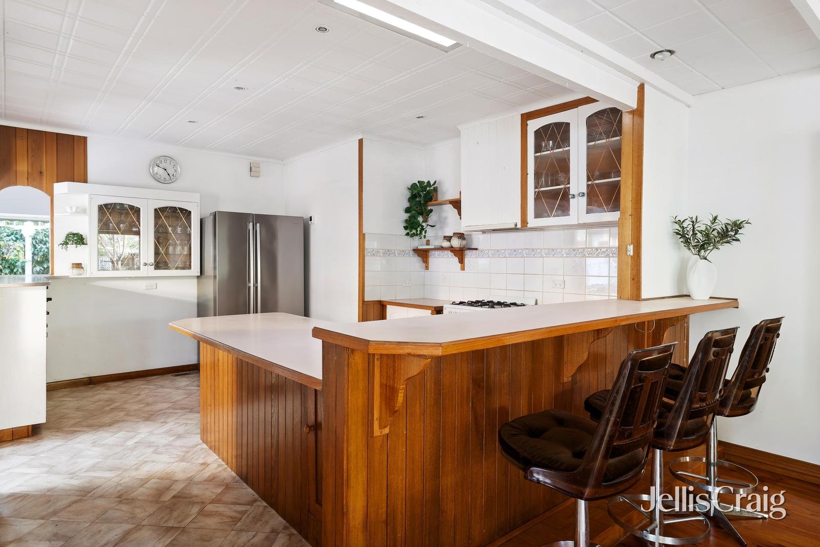 11 Hilltop Avenue, Macleod image 6
