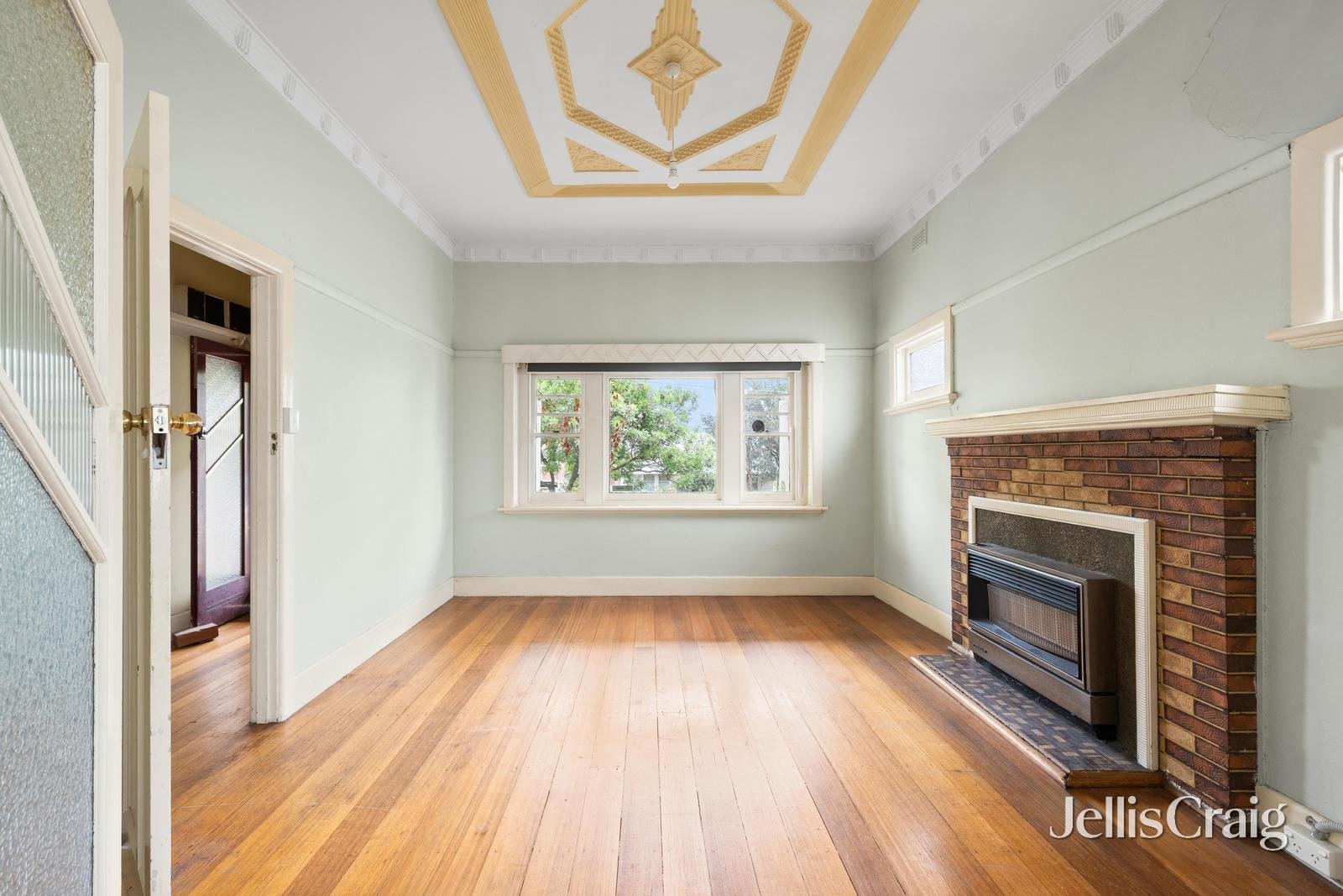 11 Hooper Crescent, Brunswick&nbsp;West image 2