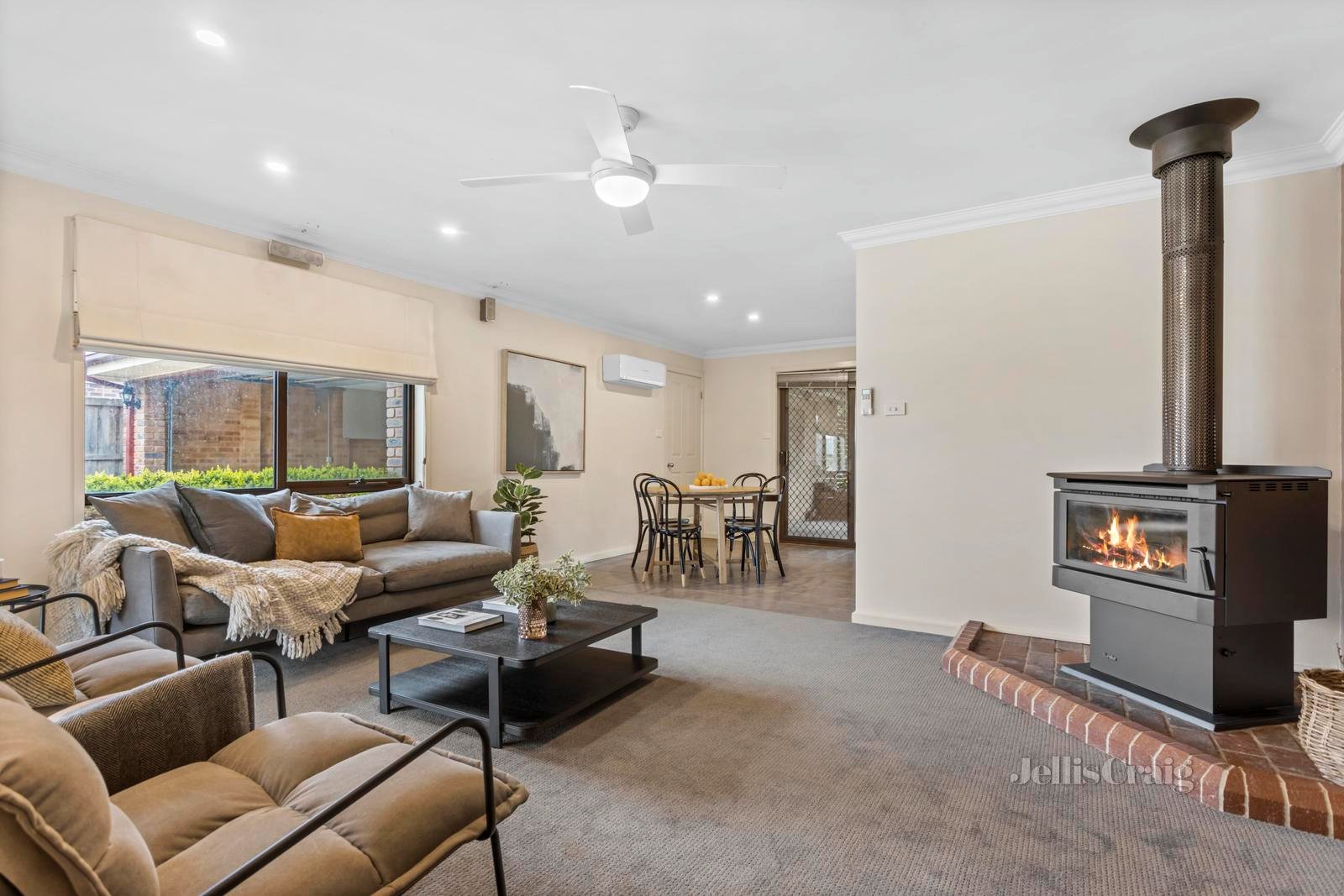 11 Howey Street, Gisborne image 2