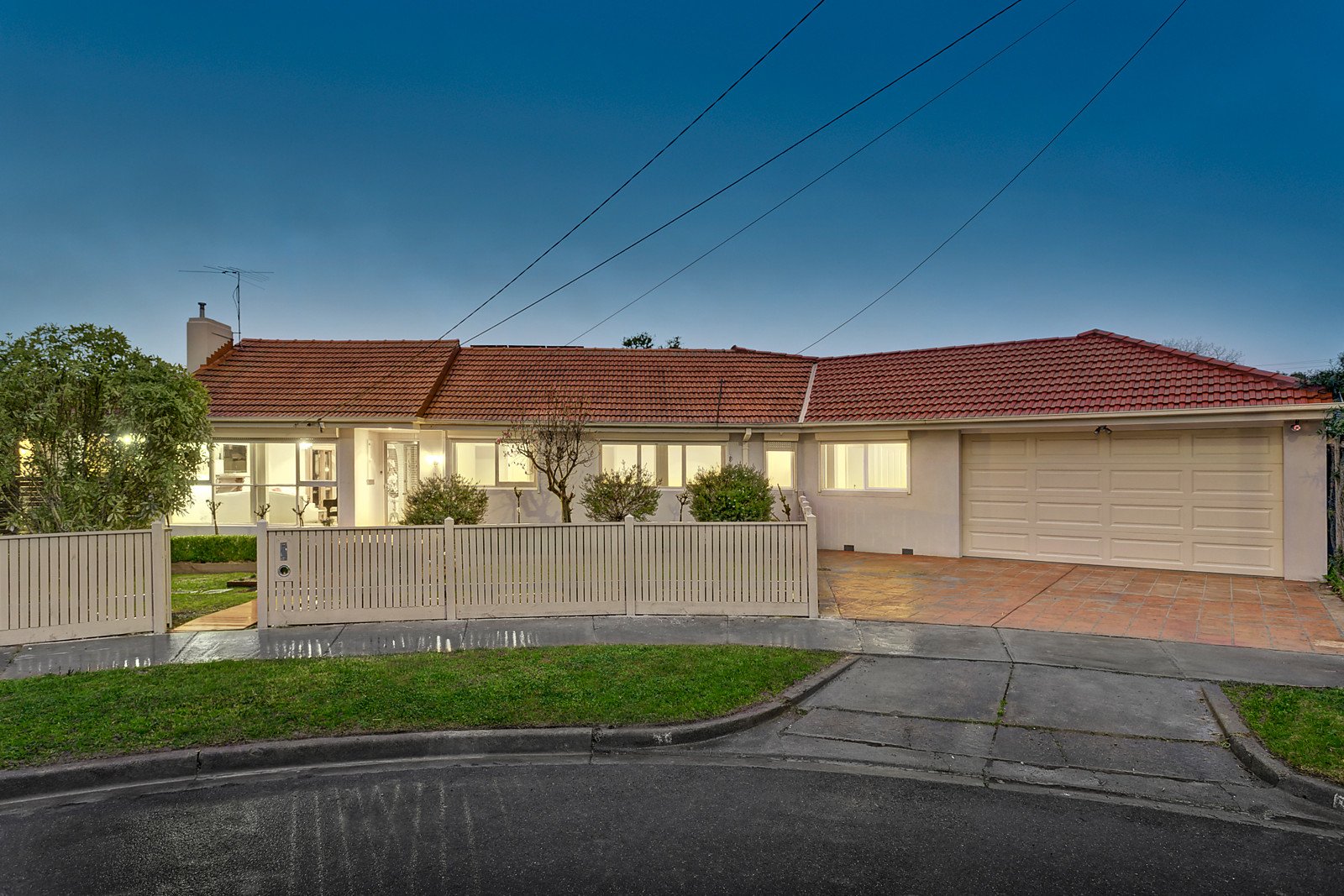 11 Ivy Street, Burwood image 1