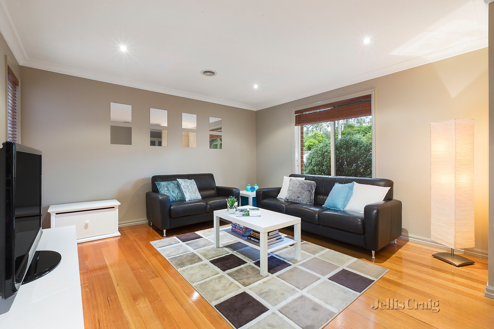 1/1 James Street, Montmorency image 2