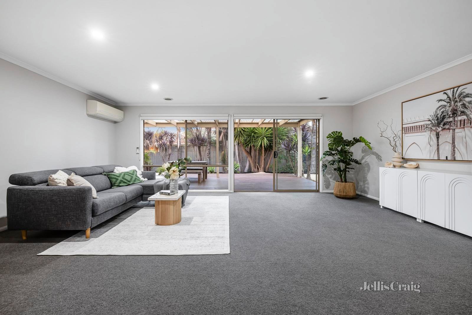 11 John William Drive, Mount Martha image 2