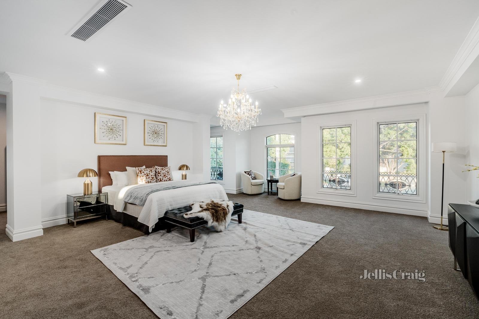 11 Jordan Grove, Glen Waverley image 9