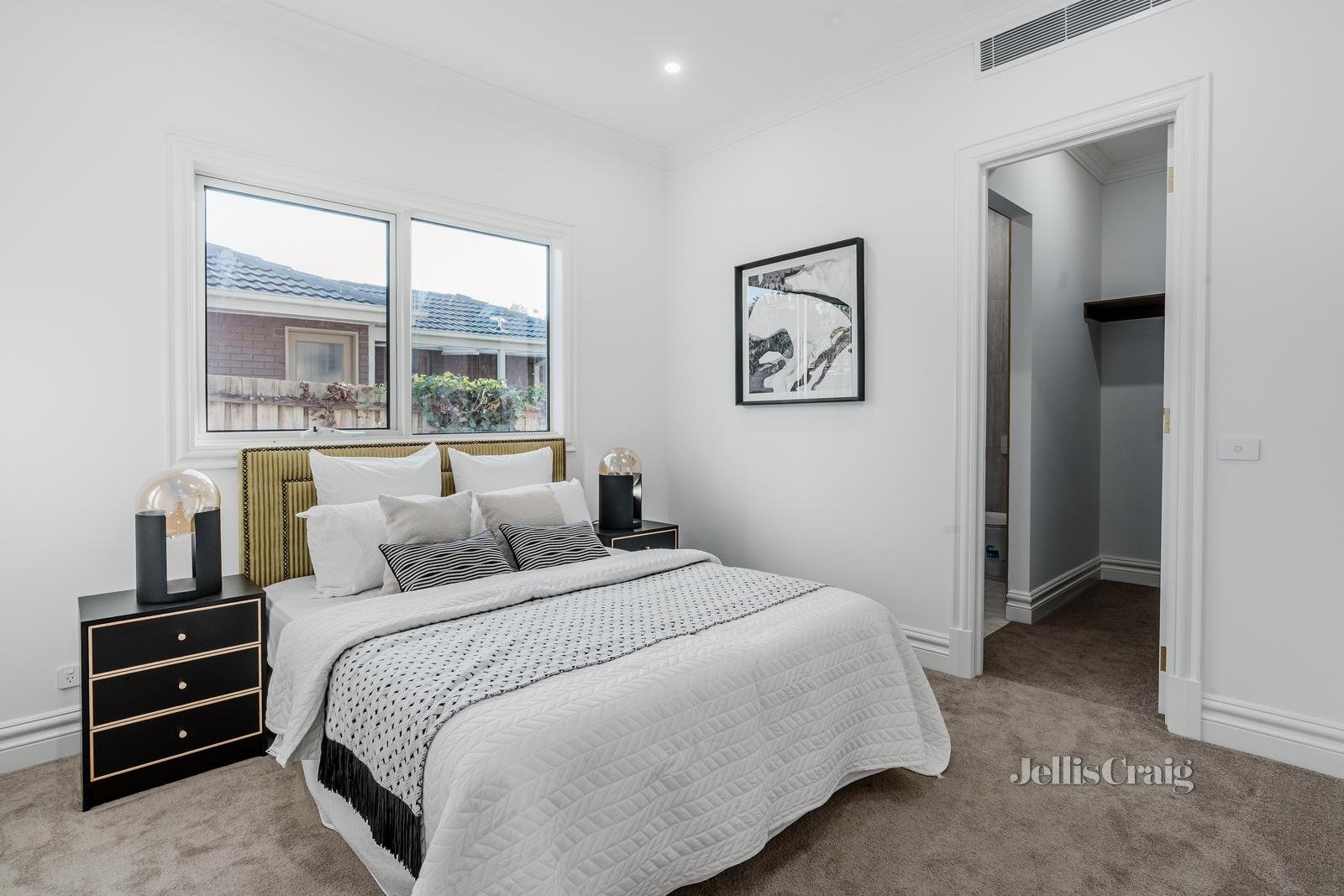 11 Jordan Grove, Glen Waverley image 14