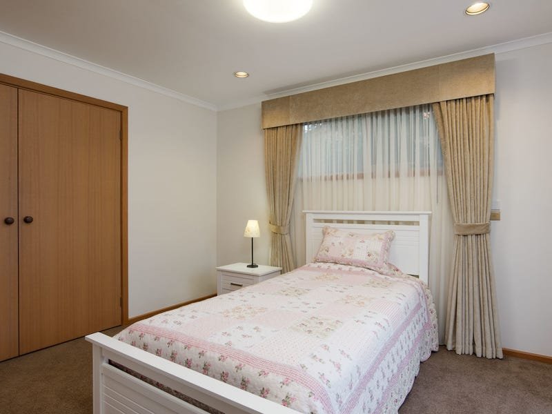 11 Justin Court, Croydon North image 10