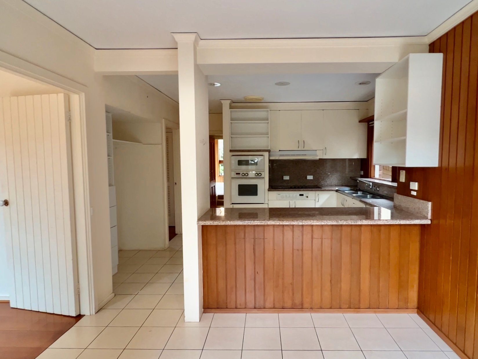 Property Gallery Thumbnail 8