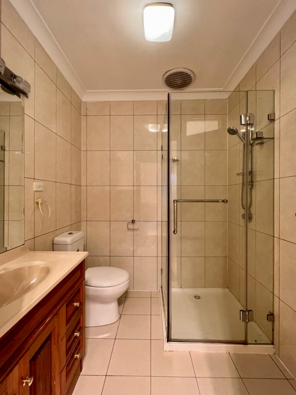 Property Gallery Thumbnail 11