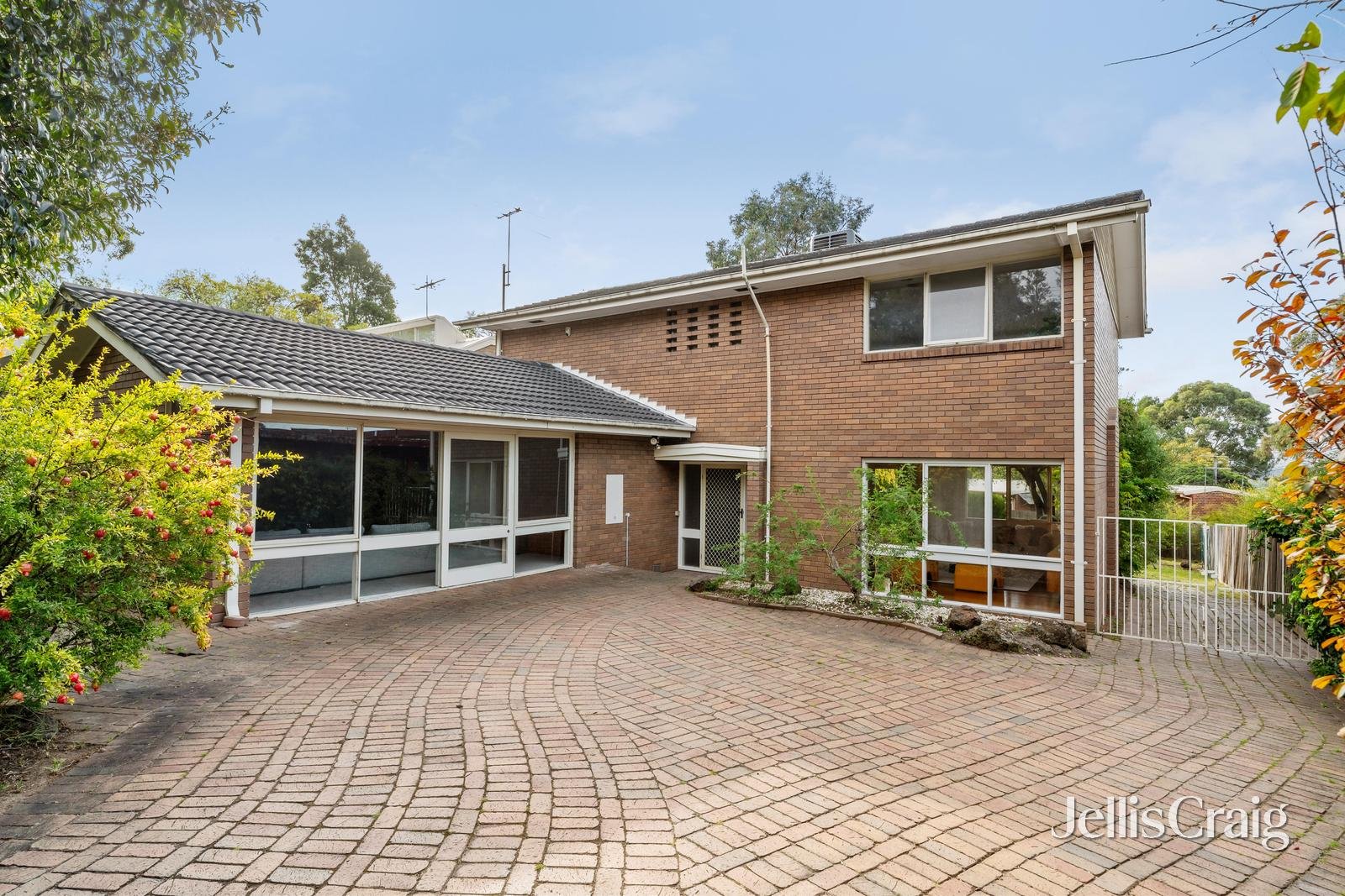 11 Kalimna Crescent, Doncaster image 1