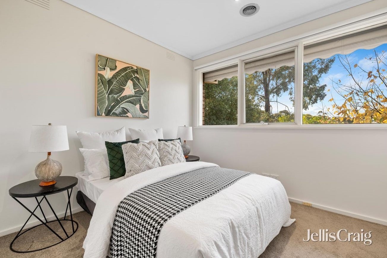11 Kalimna Crescent, Doncaster image 9