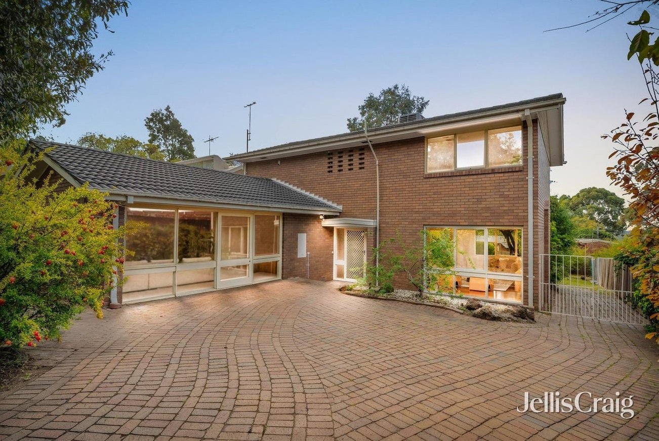 11 Kalimna Crescent, Doncaster image 1