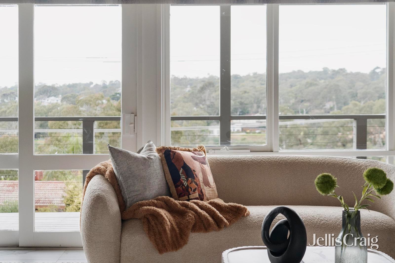 11 Kardinia Drive, Yallambie image 4