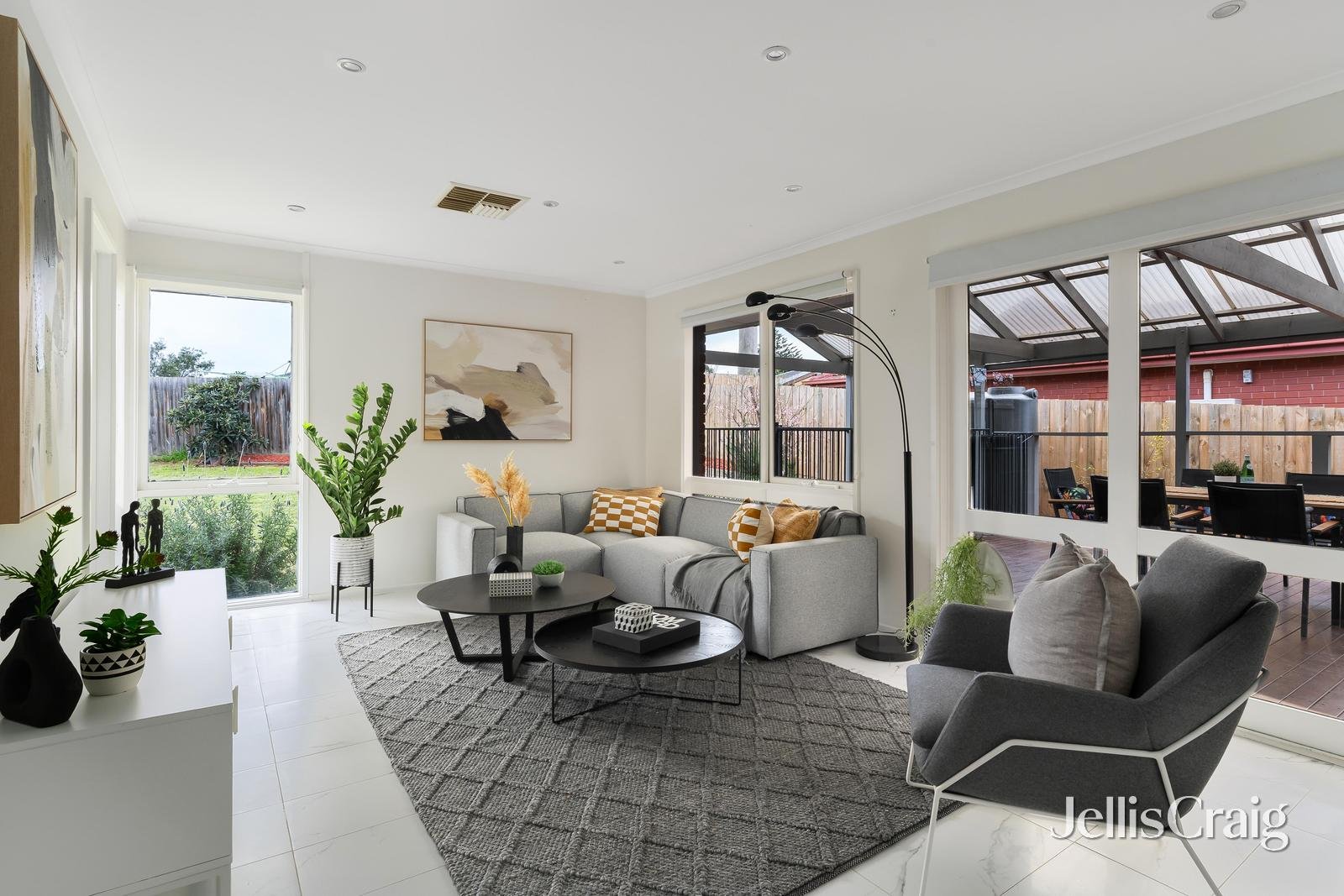 11 Kardinia Drive, Yallambie image 8