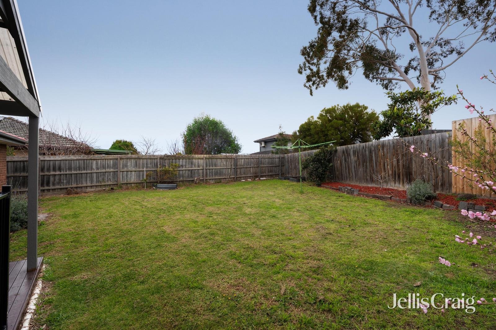 11 Kardinia Drive, Yallambie image 17
