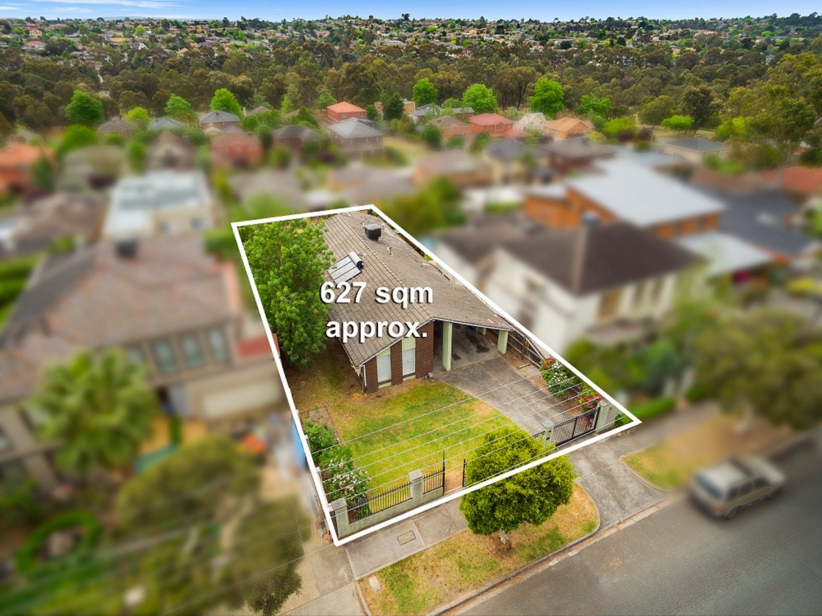 11 Kelvinside Street, Balwyn North image 8